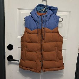 LIKE NEW PATAGONIA HOODED vest